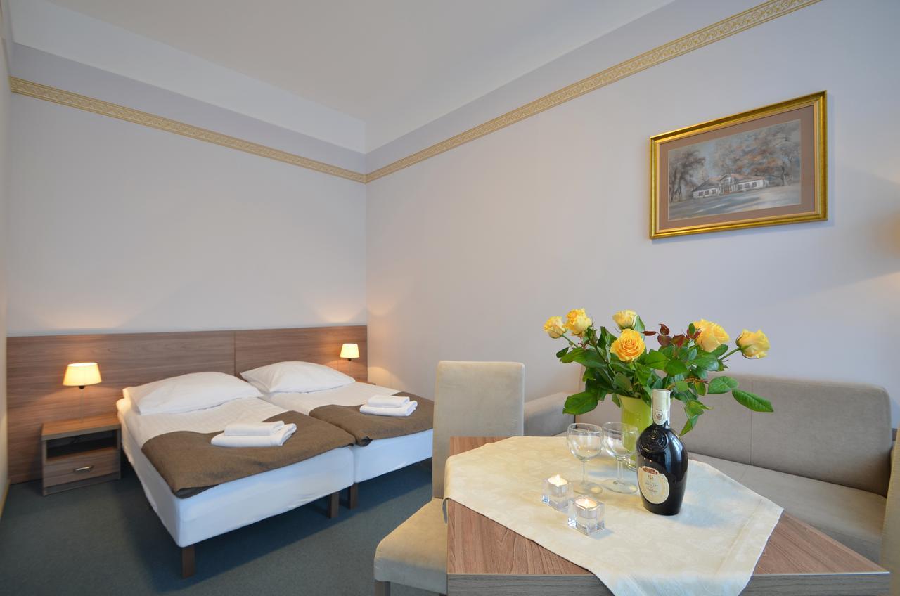 Hotel Zorza Kołobrzeg Buitenkant foto