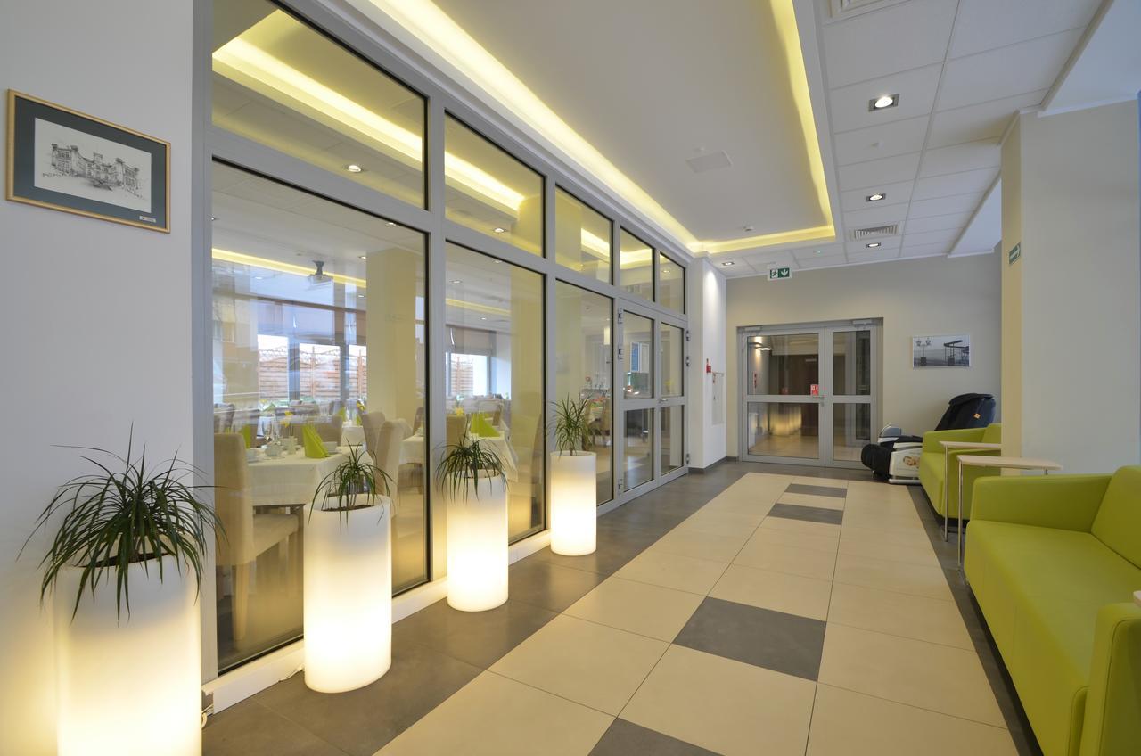 Hotel Zorza Kołobrzeg Buitenkant foto